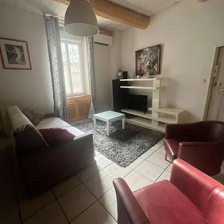 Apartment L'atypique Coeur De - Clim Et Parking Nimes