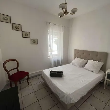 L'atypique Coeur De - Clim Et Parking Appartement Nîmes